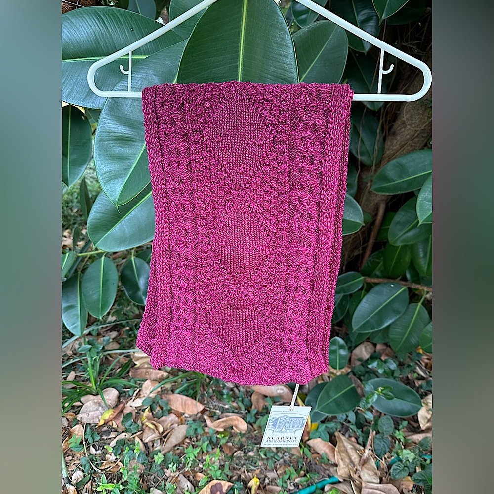 NWT Blarney Merino Wool Scarf (Raspberry)